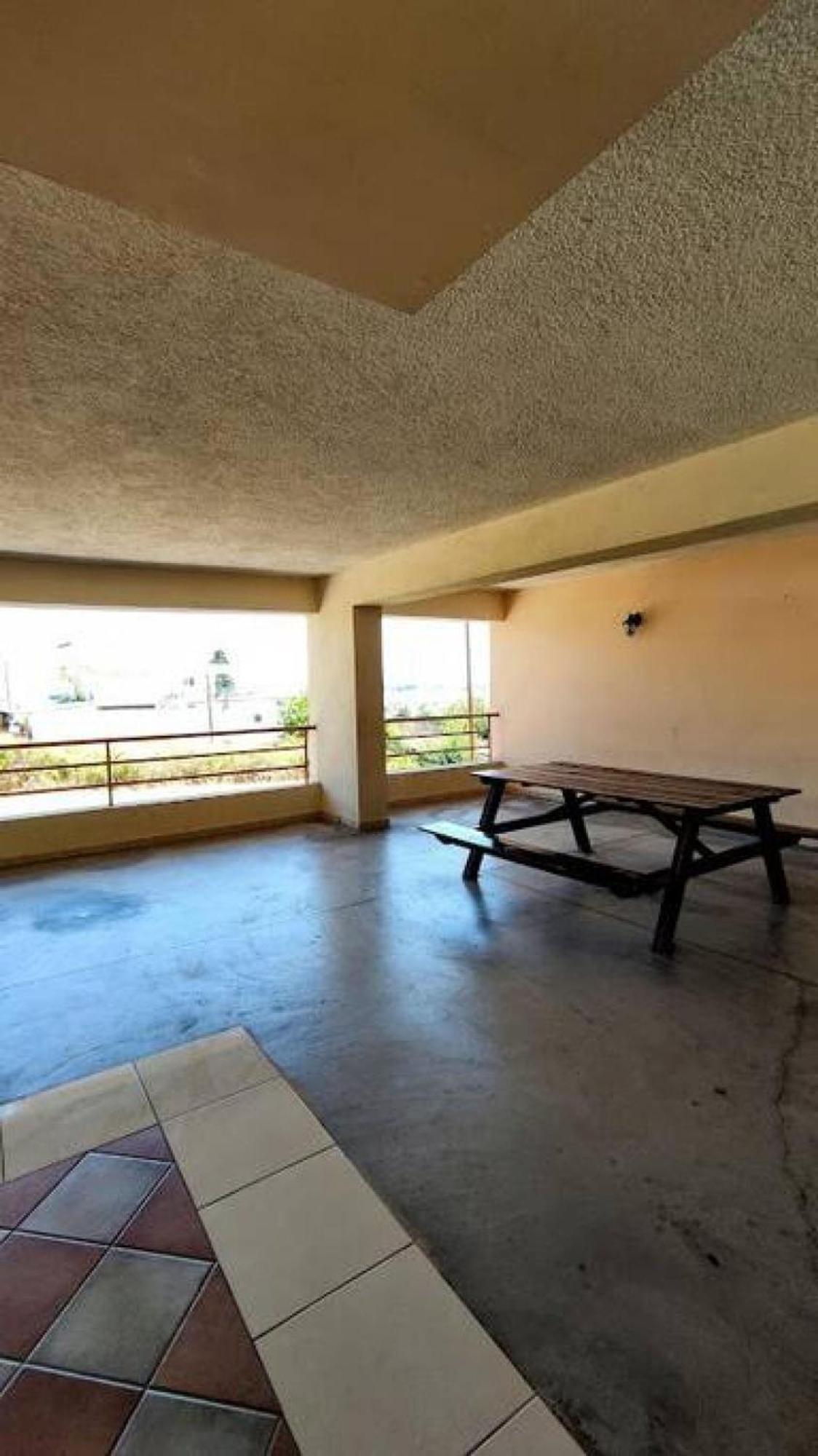Angela's With Beautiful Balcony View Apartment