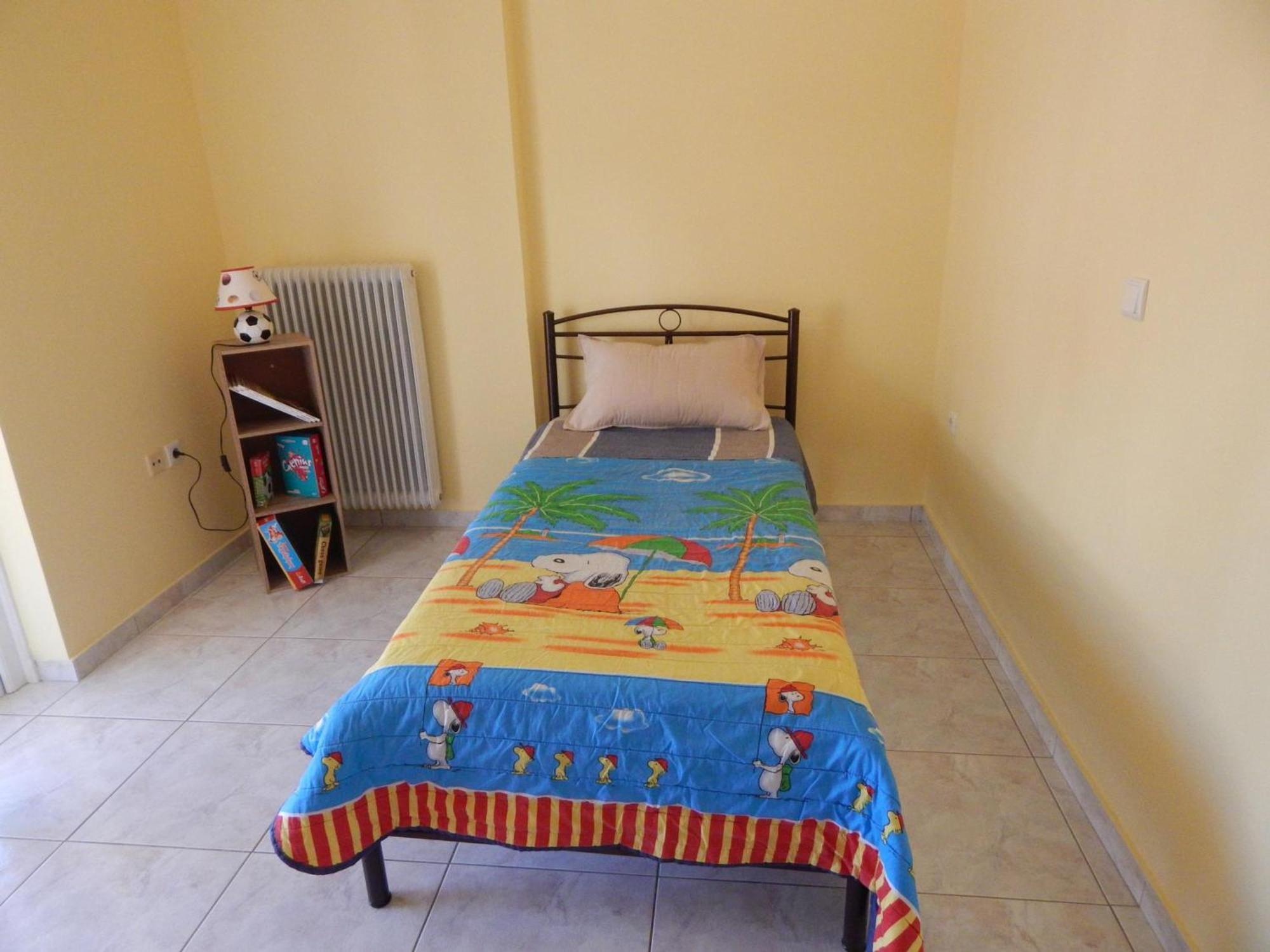 Angela's With Beautiful Balcony View Apartment *