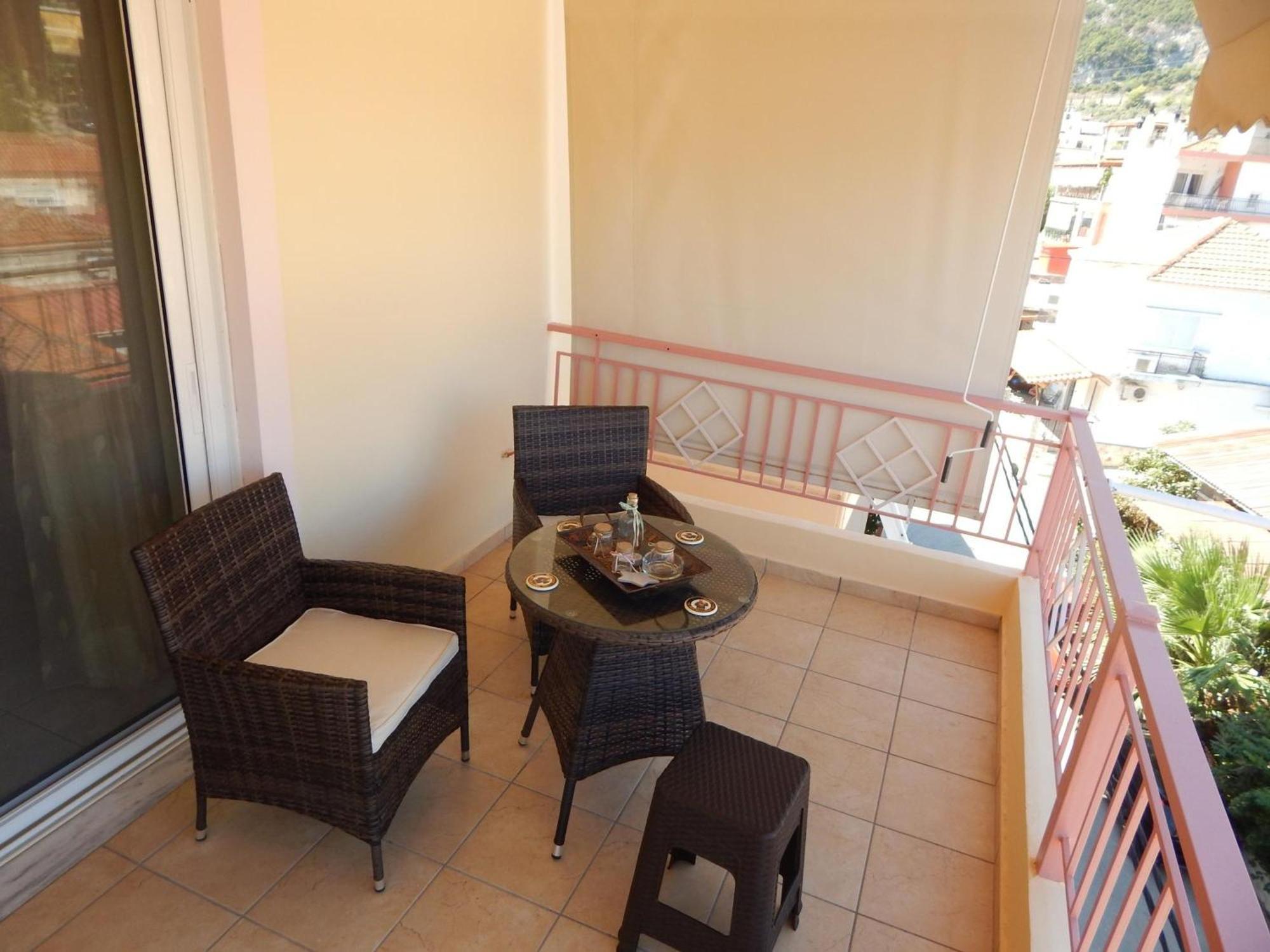Angela's With Beautiful Balcony View Apartment Agios Konstantinos (Phthiotis)