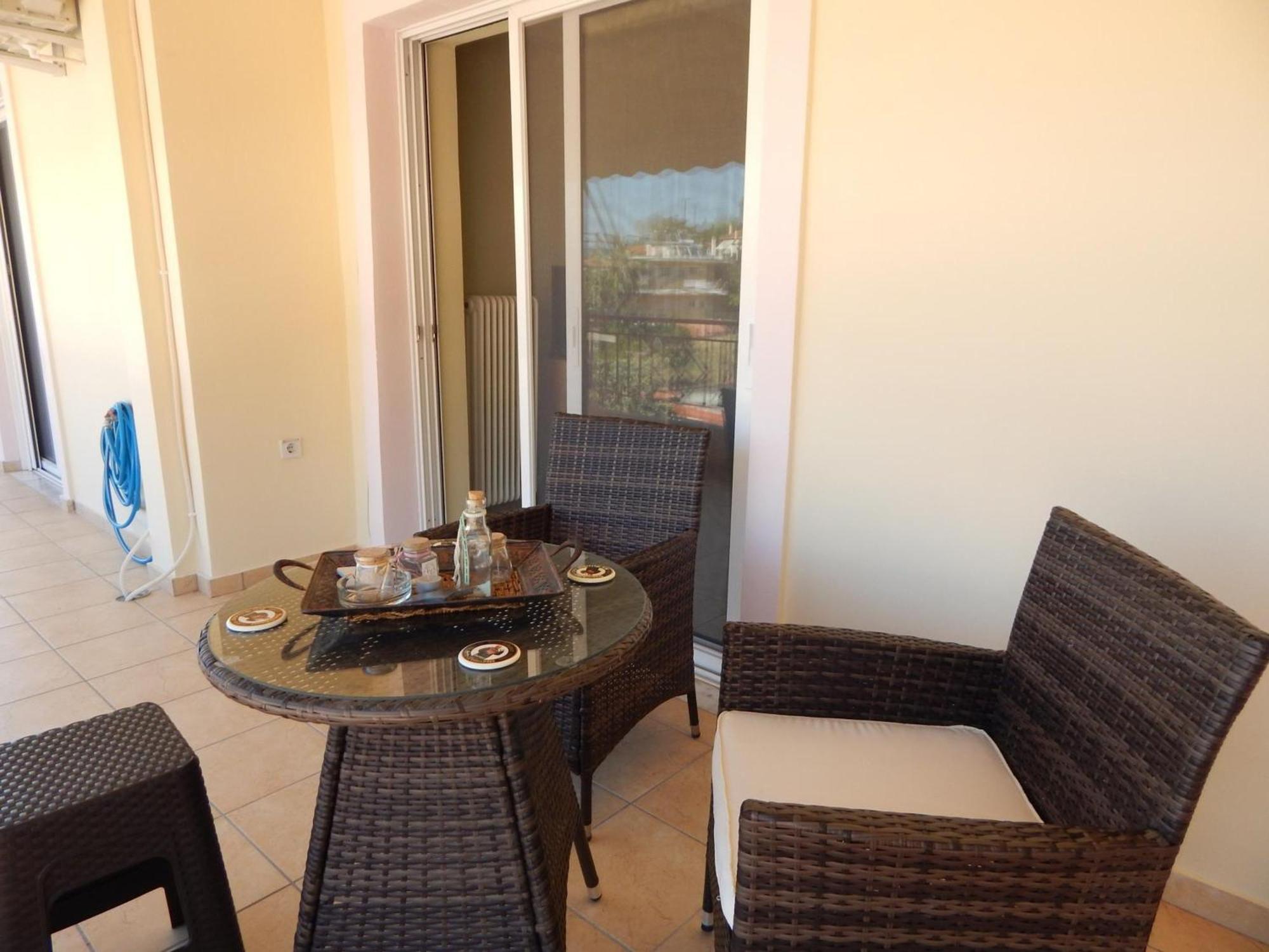Angela's With Beautiful Balcony View *