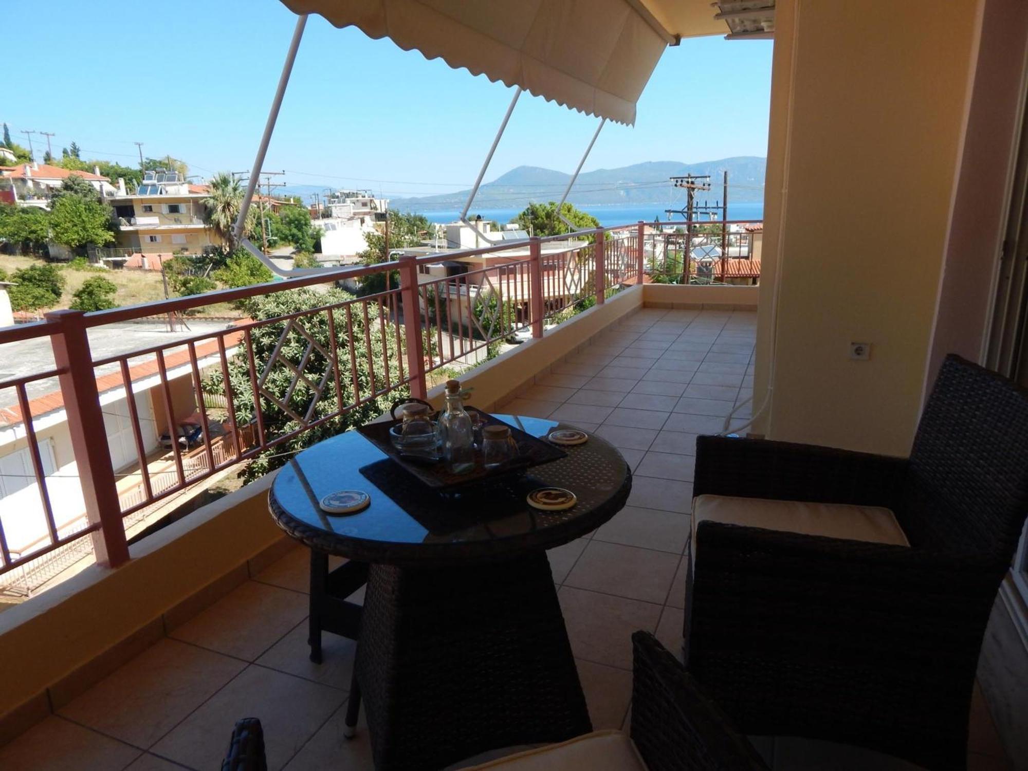 Apartment Angela's With Beautiful Balcony View