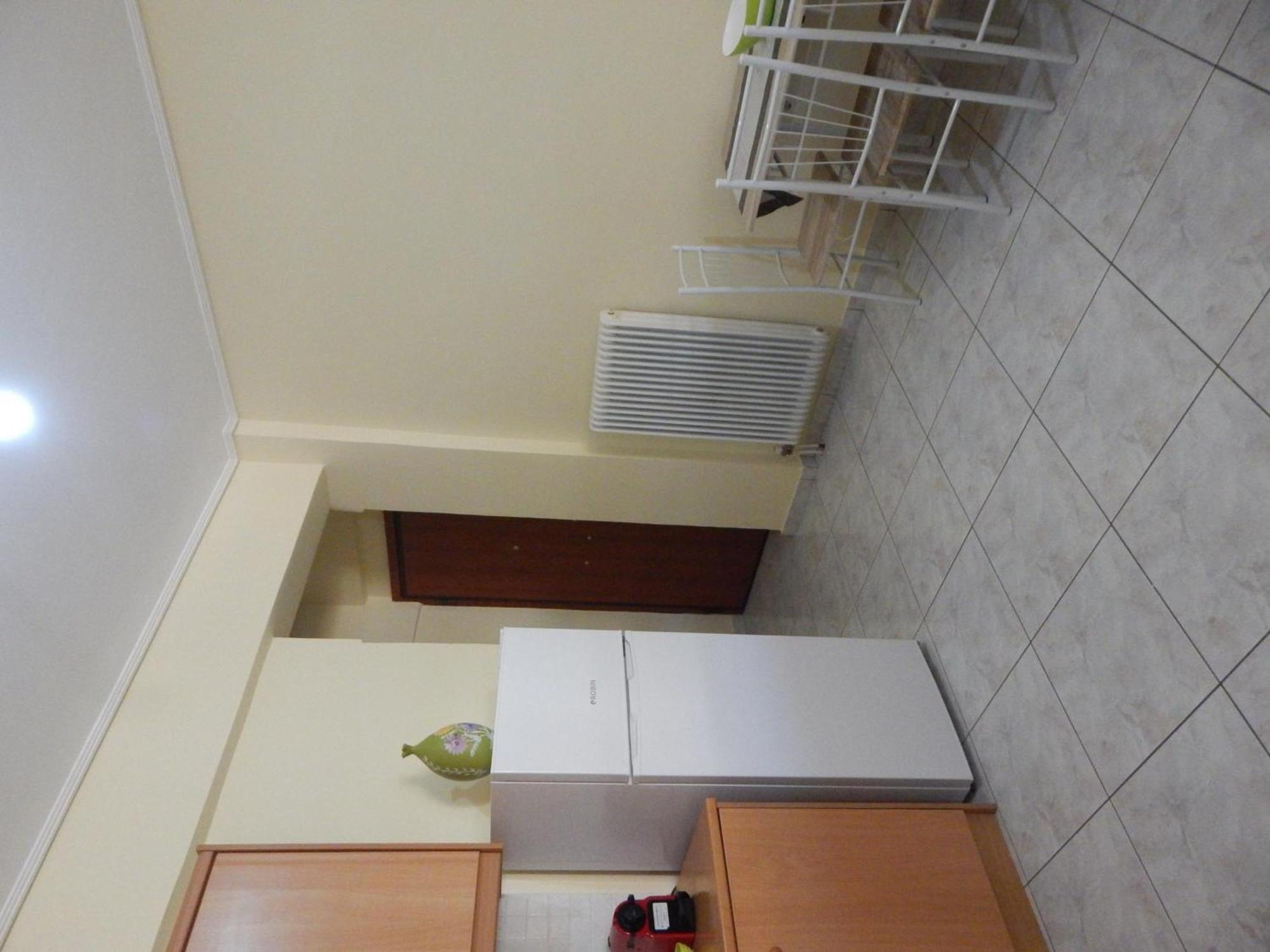 Angela's With Beautiful Balcony View Apartment